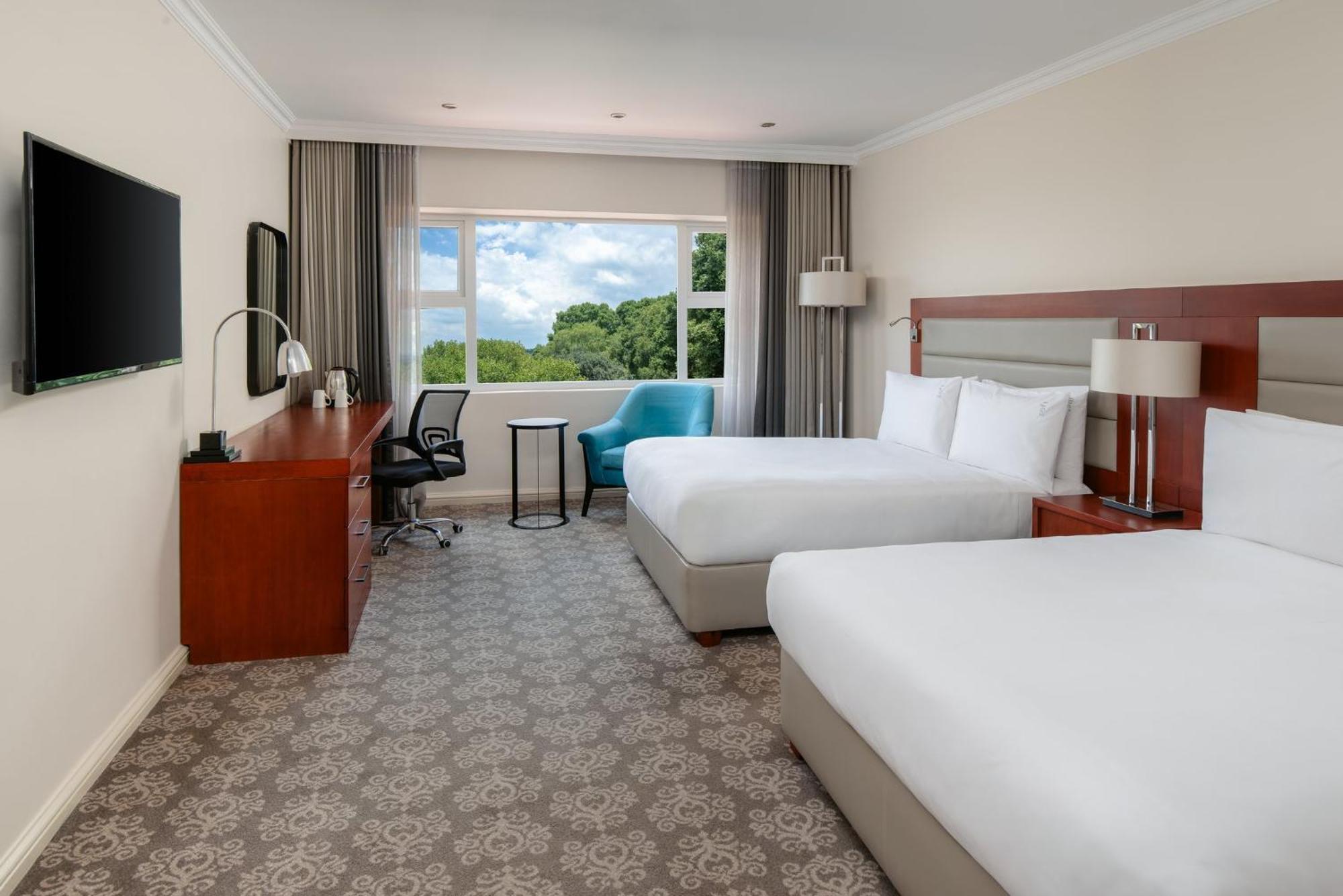 Holiday Inn - Johannesburg Sunnyside Park By Ihg Joanesburgo Exterior foto