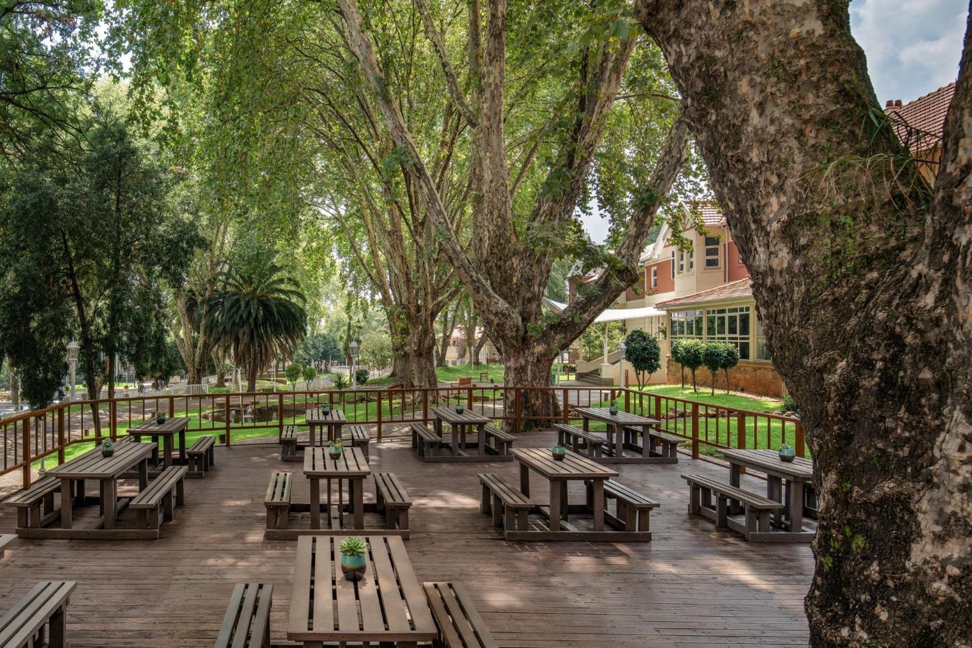 Holiday Inn - Johannesburg Sunnyside Park By Ihg Joanesburgo Exterior foto